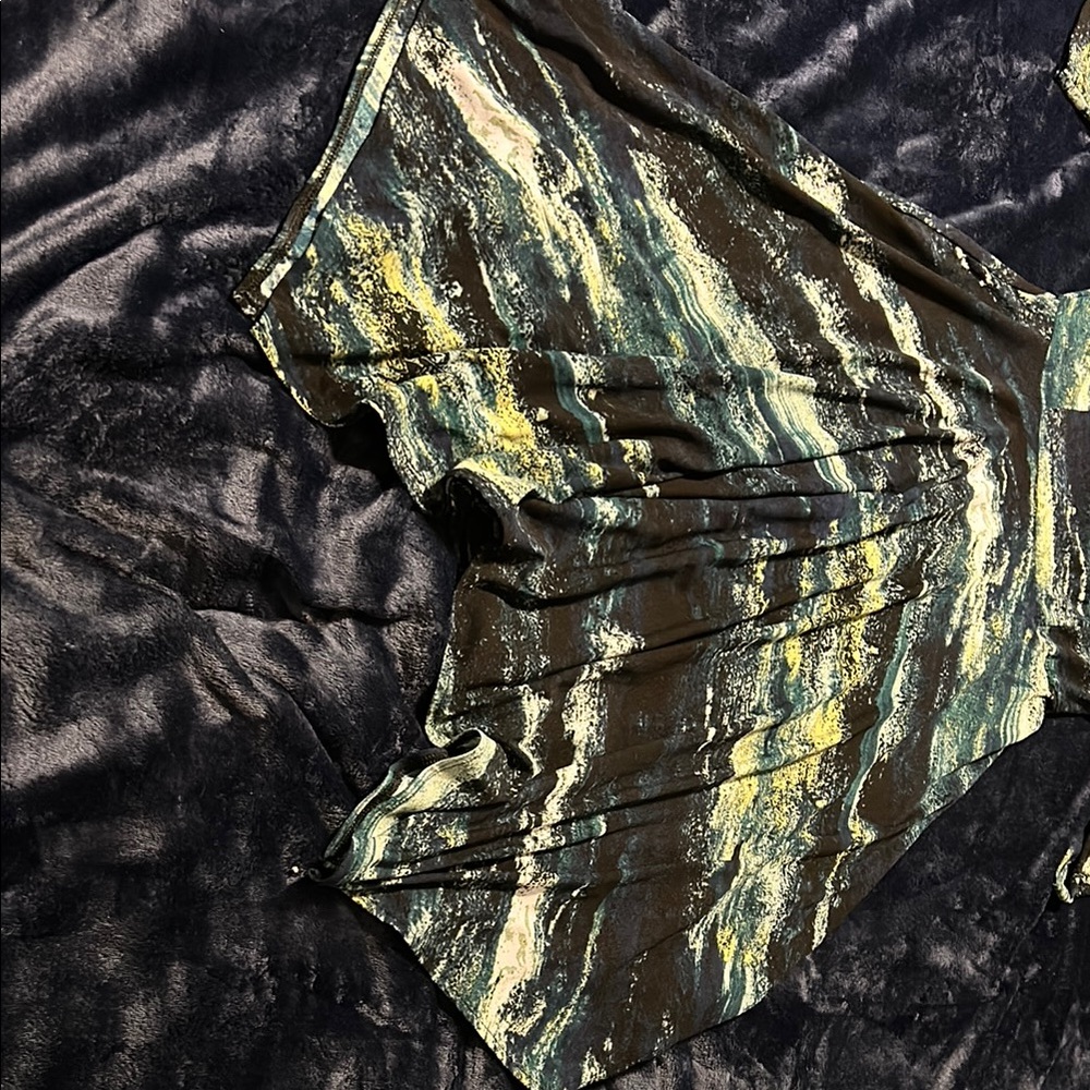 Chic Multicolor Abstract Dress - Picture 3 of 4